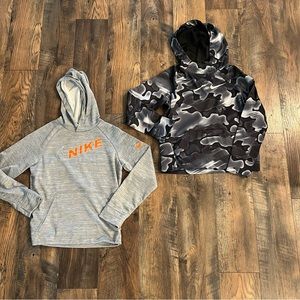 2 boys Nike hoodies youth medium